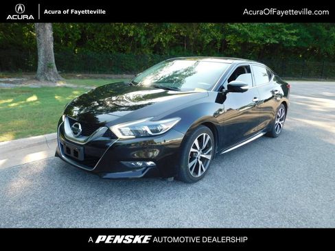 Used 2017 Nissan Maxima Platinum FWD image 1