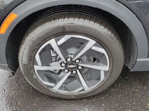 New 2026 Chevrolet Equinox EV LT image 5