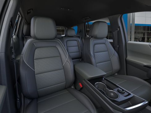 New 2026 Chevrolet Equinox LT w/ Convenience Package II AWD/4WD image 40