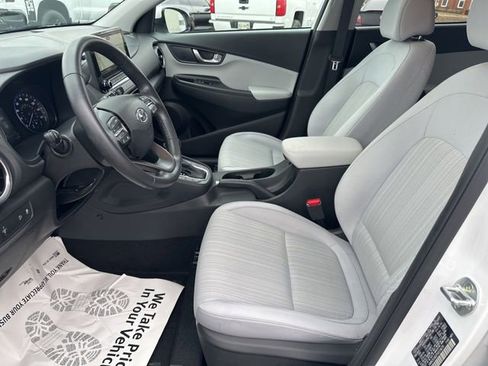 Used 2023 Hyundai Kona SEL w/ Convenience Package image 24