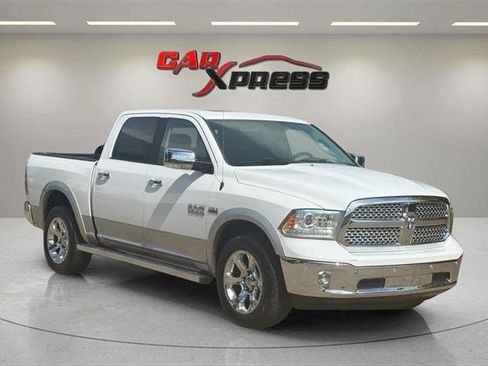 Used 2014 RAM 1500 Laramie image 8