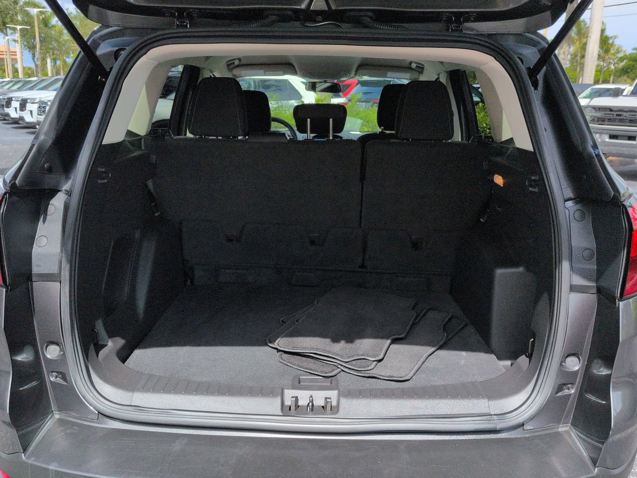 Used 2019 Ford Escape SE FWD image 13