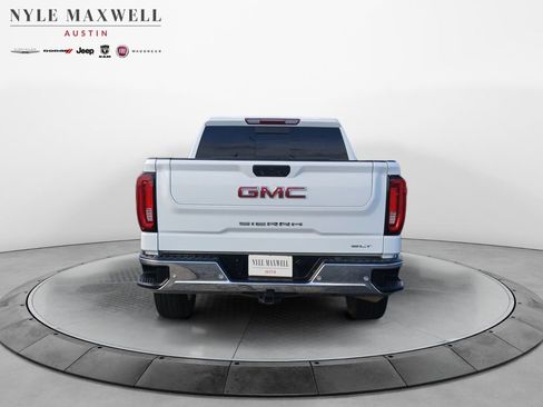 Used 2020 GMC Sierra 1500 SLT RWD image 15