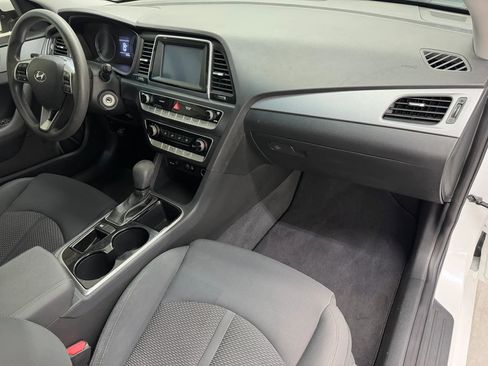 Used 2018 Hyundai Sonata SE FWD image 10