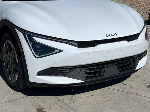 Used 2025 Kia EV6 Light RWD image 9