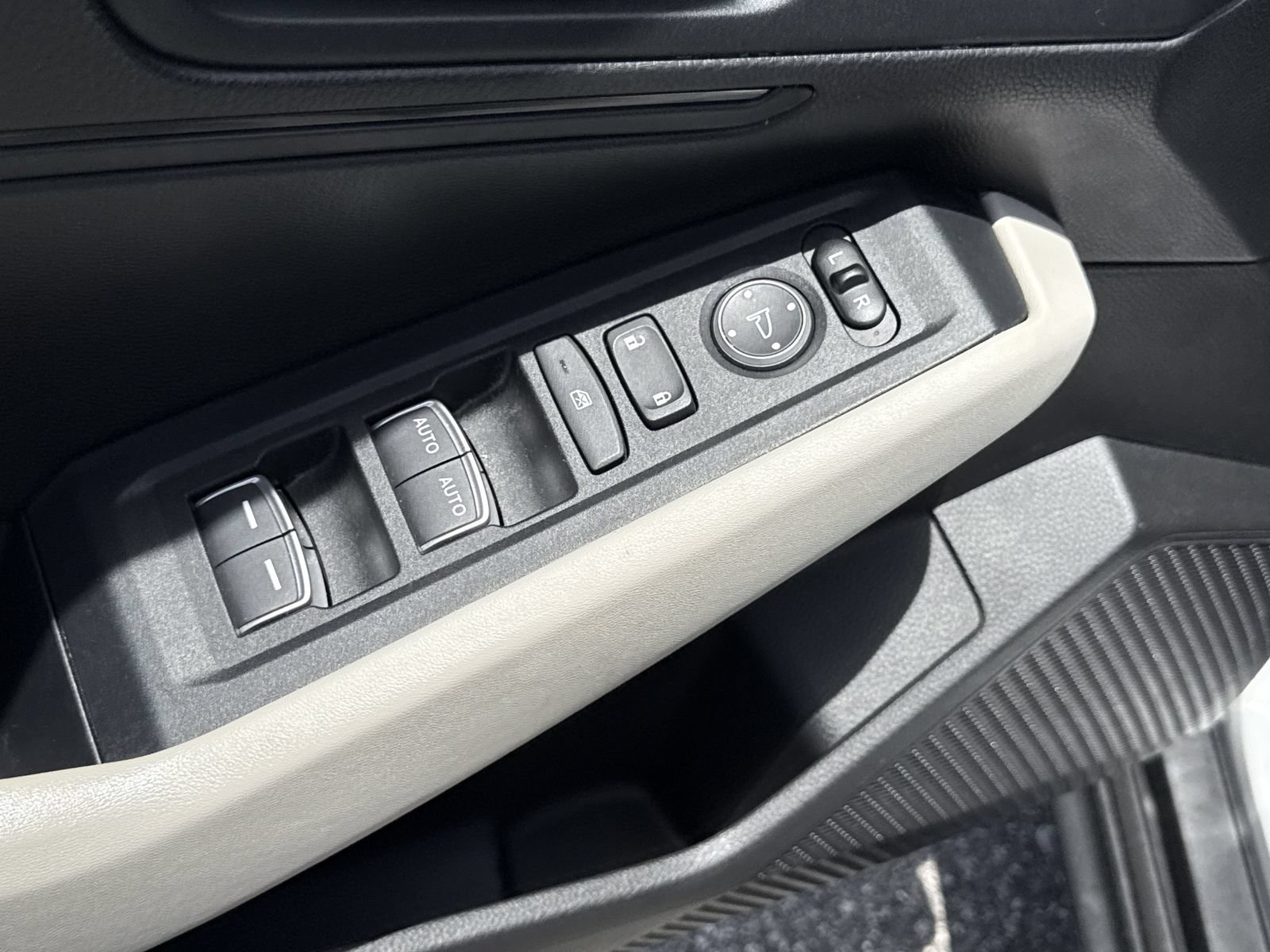 Used 2025 Honda Accord LX image 14