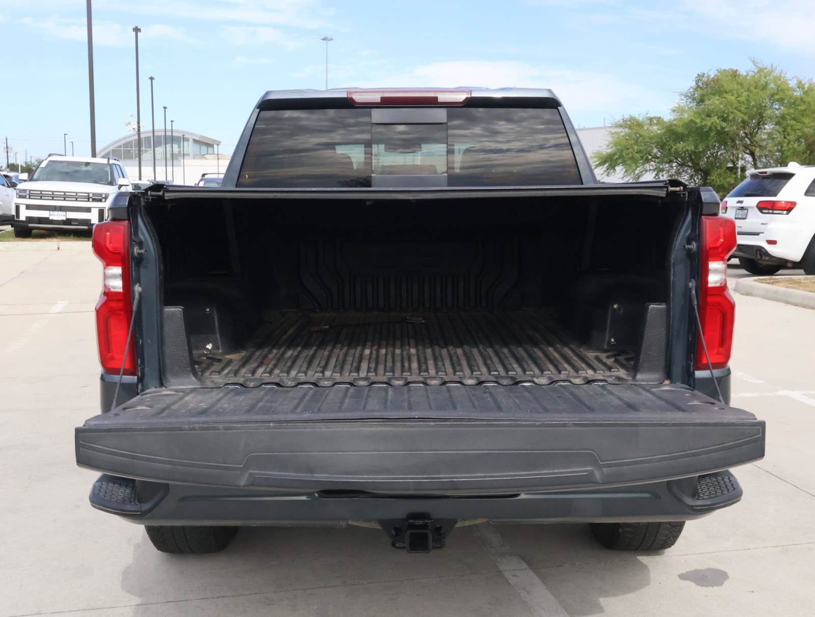 Used 2020 Chevrolet Silverado 1500 RST w/ Texas Edition RWD image 9
