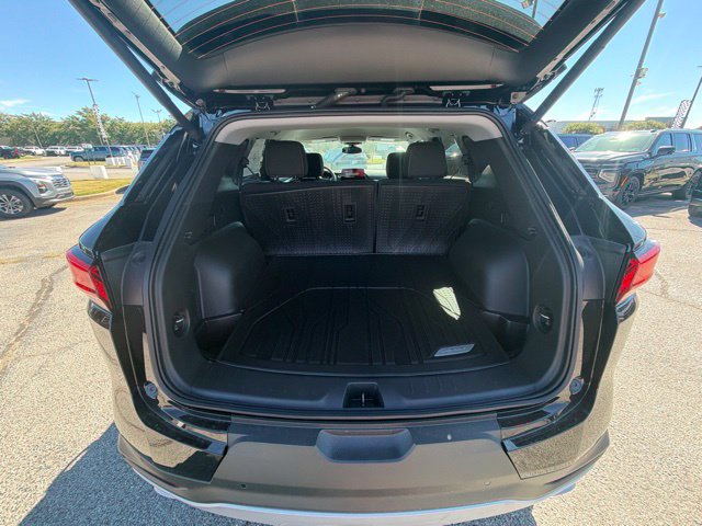 New 2026 Chevrolet Blazer LT w/ Convenience Package FWD image 32