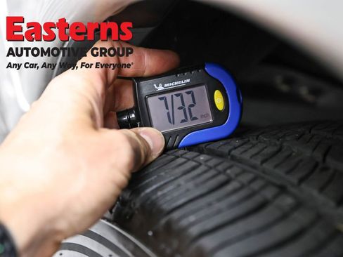 Used 2022 Mitsubishi Outlander LE AWD/4WD image 29