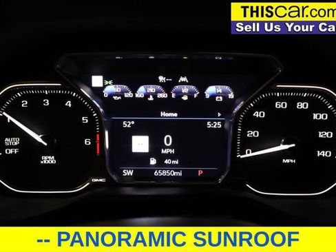 Used 2021 GMC Yukon Denali w/ Denali Premium Package image 10