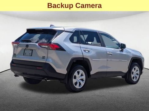 Certified 2025 Toyota RAV4 LE AWD/4WD image 5