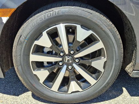 New 2026 Honda Odyssey EX-L image 5