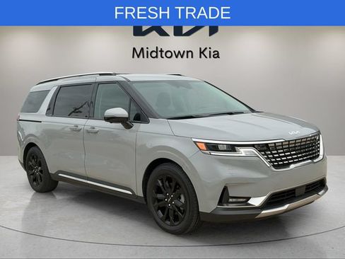 Used 2024 Kia Carnival SX FWD image 32