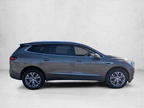 Used 2020 Buick Enclave Avenir w/ Avenir Technology Package image 4