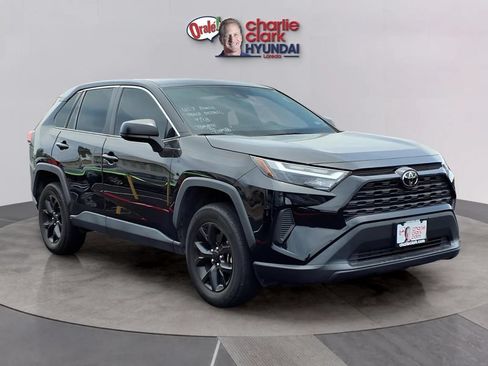 Used 2023 Toyota RAV4 LE FWD image 7