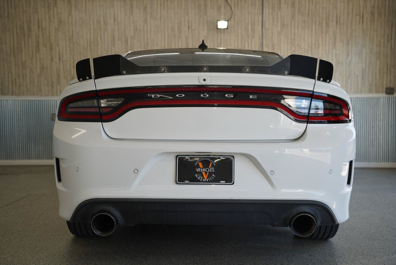 Used 2018 Dodge Charger R/T RWD image 9