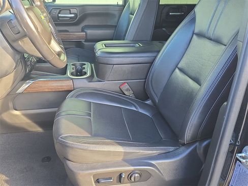 Certified 2021 Chevrolet Silverado 2500 High Country w/ Safety Package II image 20