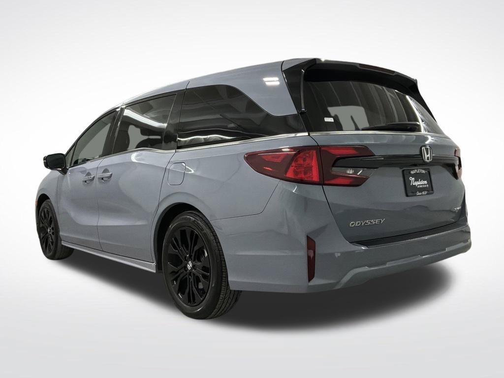 Used 2025 Honda Odyssey Sport-L image 2