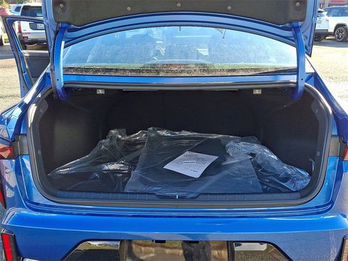 New 2025 Kia K4 GT-Line image 17