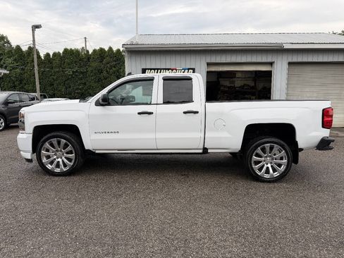 Used 2019 Chevrolet Silverado 1500 W/T w/ WT Convenience Package AWD/4WD image 8