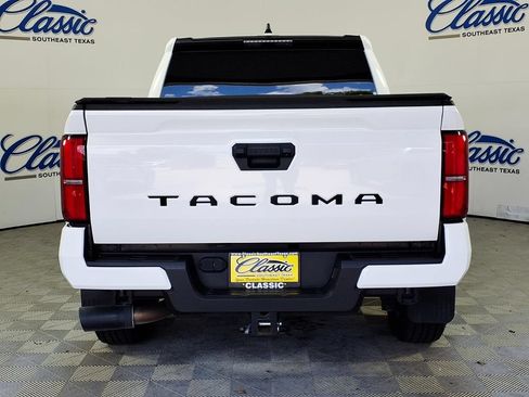 Used 2025 Toyota Tacoma SR5 RWD image 4