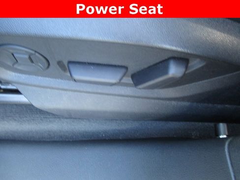 Used 2022 Audi Q8 Prestige image 24