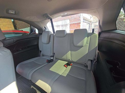 Used 2024 Honda Odyssey EX-L image 14