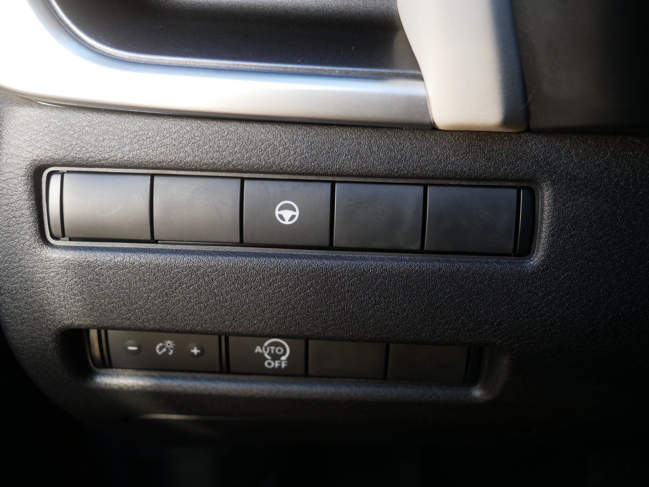 Certified 2023 Nissan Rogue SV AWD/4WD image 26