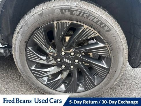Used 2025 Lincoln Navigator Reserve w/ Jet Appearance Package AWD/4WD image 9