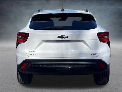 Used 2024 Chevrolet Trax RS w/ Driver Confidence Package image 18