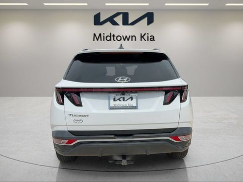 Used 2023 Hyundai Tucson SEL w/ Convenience Package FWD image 4