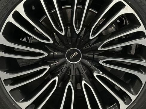 Used 2023 Lincoln Aviator Black Label image 5