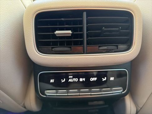 Used 2023 Mercedes-Benz GLS 450 4MATIC image 15