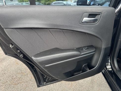 Used 2018 Dodge Charger GT AWD/4WD image 40