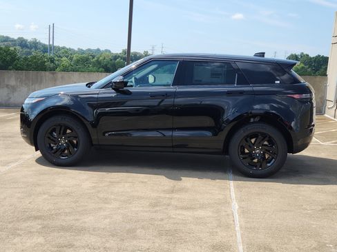 Used 2026 Land Rover Range Rover Evoque S image 6