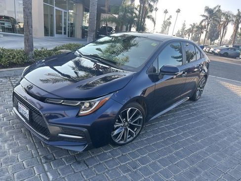 Used 2021 Toyota Corolla XSE image 2