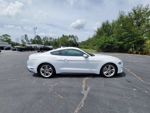 Used 2020 Ford Mustang Coupe w/ Equipment Group 101A RWD image 6
