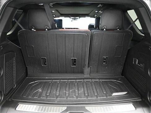 Used 2023 GMC Yukon Denali Ultimate image 19