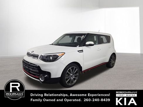 Used 2018 Kia Soul ! image 1