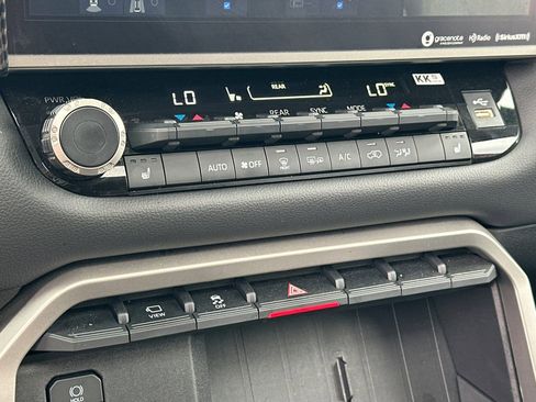 Used 2024 Toyota Sequoia SR5 w/ SR5 Premium Package AWD/4WD image 18