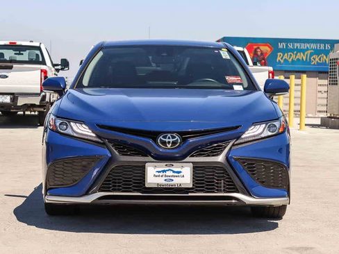 Used 2023 Toyota Camry XSE FWD image 2