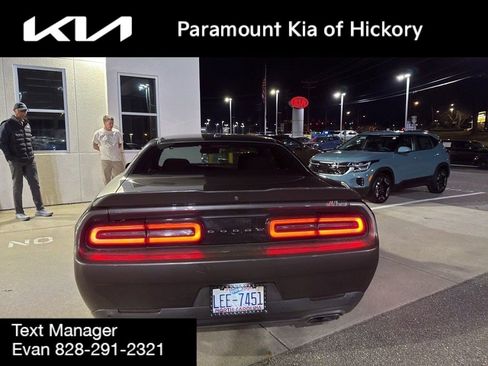 Used 2019 Dodge Challenger R/T image 8