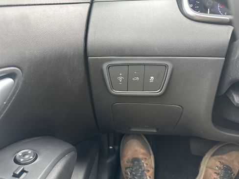 Used 2022 Hyundai Santa Cruz SEL image 17