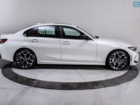 Used 2025 BMW 330i xDrive Sedan w/ M Sport Package image 7