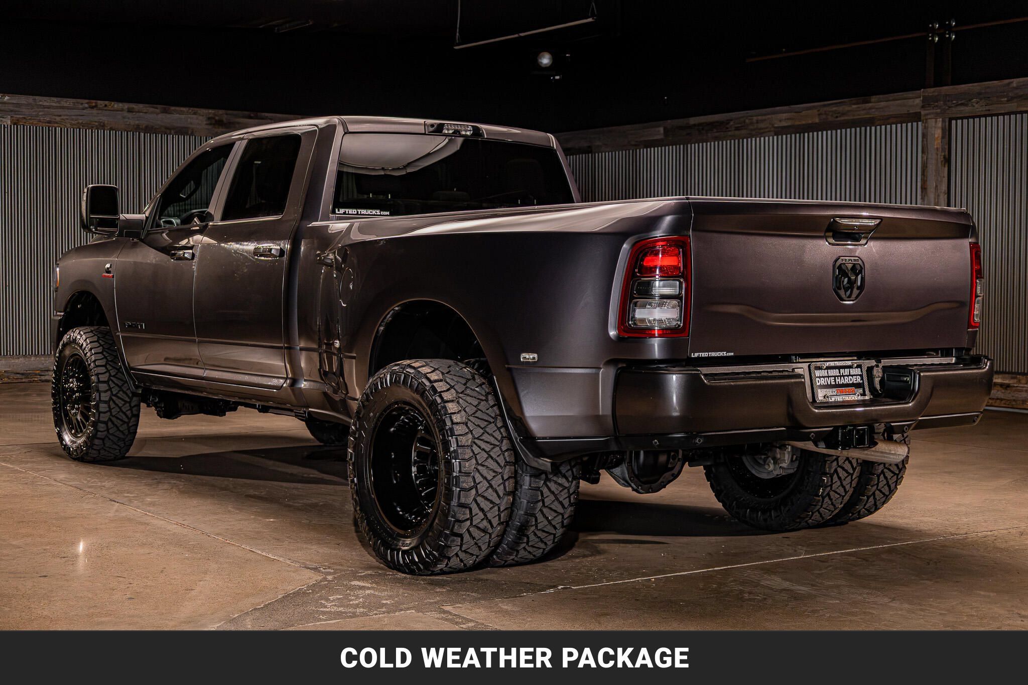 Used 2024 RAM 3500 Big Horn w/ Night Edition AWD/4WD image 7