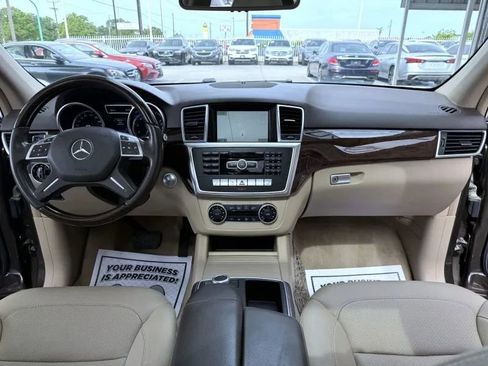 Used 2015 Mercedes-Benz ML 350 2WD w/ Premium 1 Package image 41