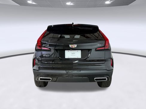 New 2025 Cadillac XT4 Premium Luxury image 8