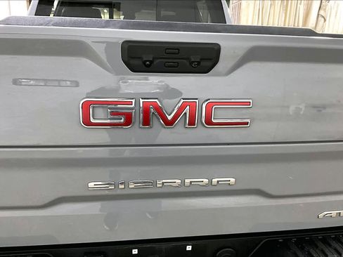 Used 2025 GMC Sierra 1500 AT4 w/ Technology Package image 31