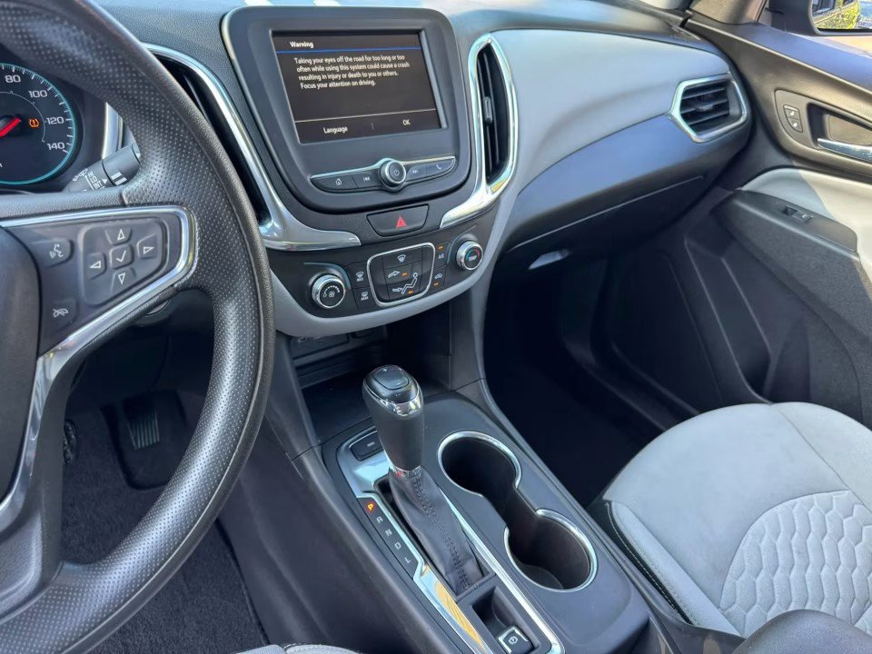 Used 2019 Chevrolet Equinox LS AWD/4WD image 18