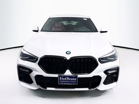 Used 2021 BMW X6 xDrive40i w/ M Sport Package image 2